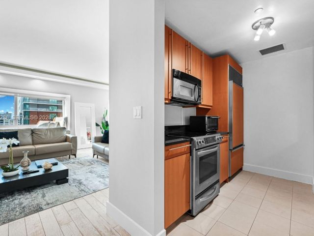 Продажа квартиры #3401 - фото 7510444