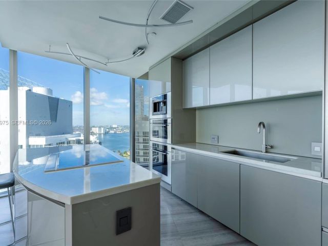 Продажа квартиры #3004 - фото 7495684