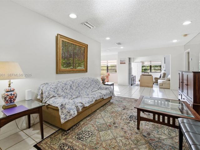 Продажа дома по адресу 9208 Emerson Ave - фото 7467150