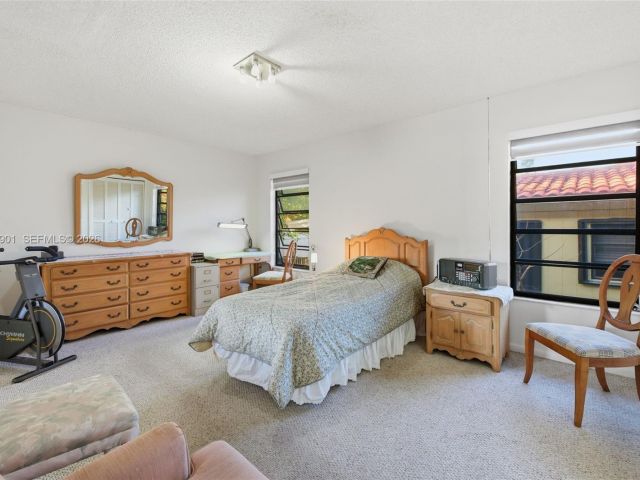 Продажа дома по адресу 9208 Emerson Ave - фото 7467153