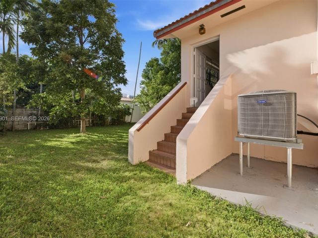 Продажа дома по адресу 9208 Emerson Ave - фото 7467160