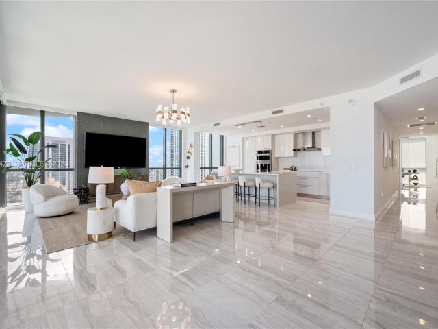 Продажа квартиры #3201 - фото 7511070