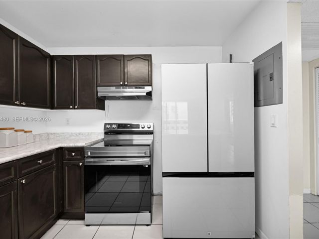 Продажа квартиры #802 - фото 7524384