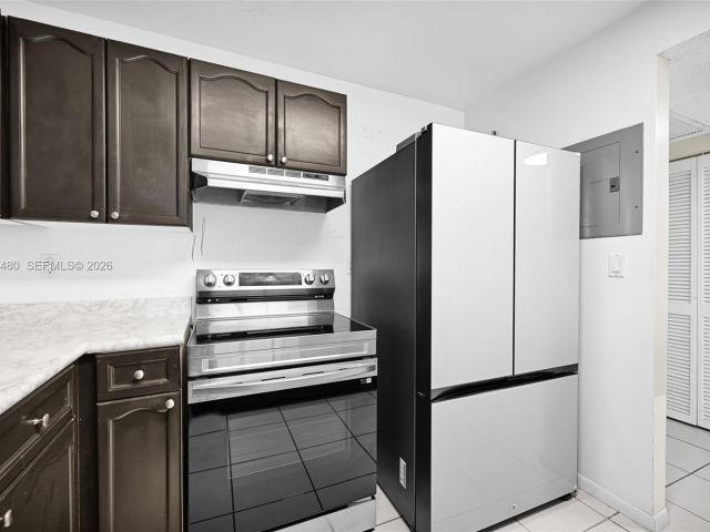 Продажа квартиры #802 - фото 7524385