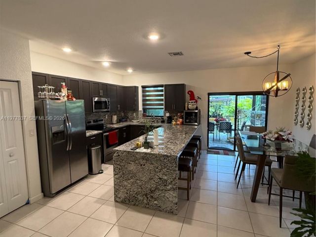 Продажа дома по адресу 25216 SW 108th Ct - фото 7460675