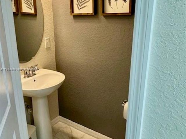 Дом в аренду по адресу 4334 Ficus St - фото 7474087