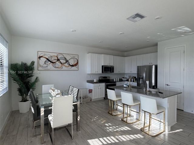 Дом в аренду по адресу 23501 SW 106 st - фото 7460627