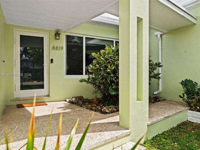 Продажа дома по адресу 8819 Hawthorne Ave - фото 7467011