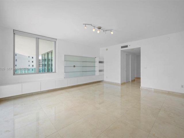 Продажа квартиры #911 - фото 7511702