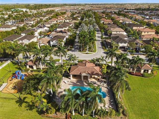 Продажа дома по адресу 11868 SW 253rd St - фото 7460984