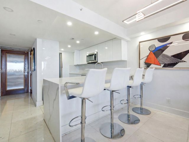 Продажа квартиры #A-3354 - фото 7519160