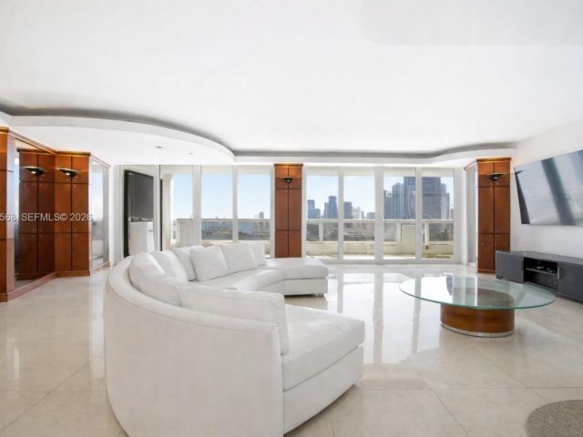 Продажа квартиры #A-3354 - фото 7519165