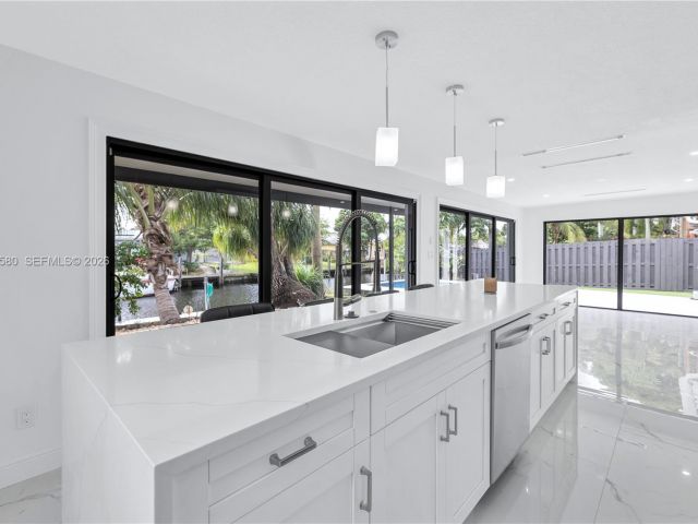 Дом в аренду по адресу 1608 SW 5th Ct - фото 7482889