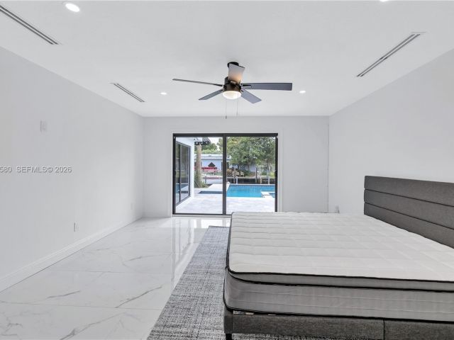 Дом в аренду по адресу 1608 SW 5th Ct - фото 7482896