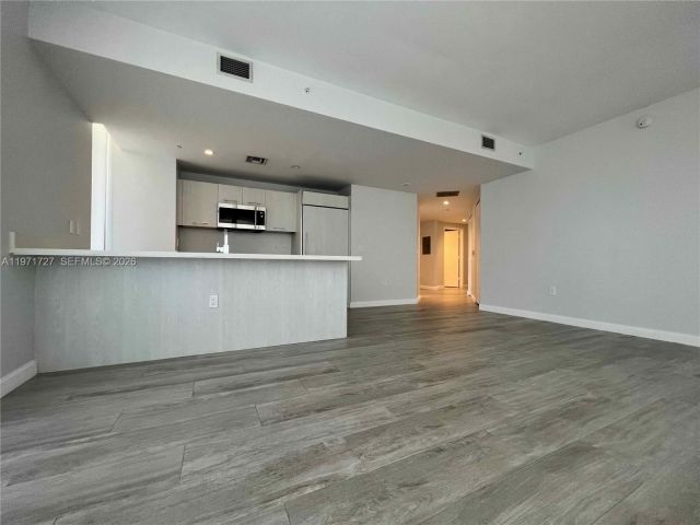 Квартира в аренду номер3703 - фото 7508281