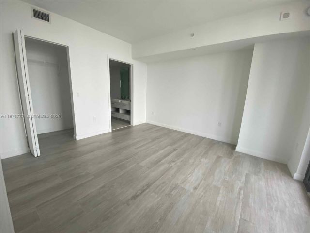 Квартира в аренду номер3703 - фото 7508288