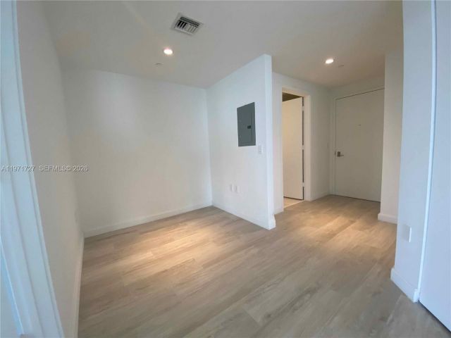 Квартира в аренду номер3703 - фото 7508294