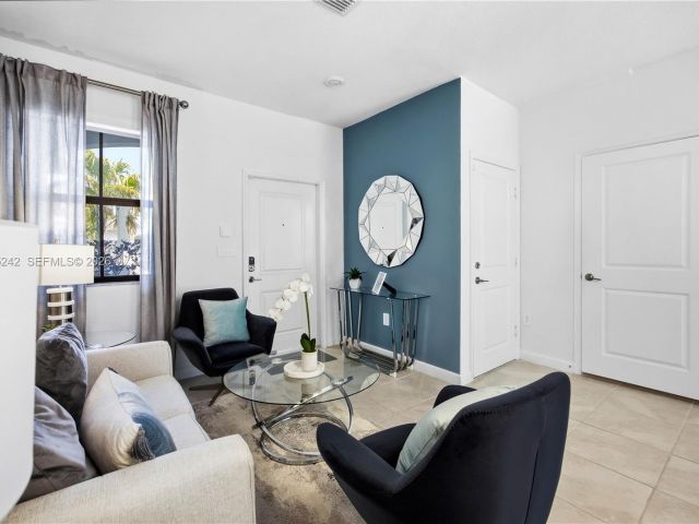 Продажа дома по адресу 13054 SW 233rd Ter - фото 7460342