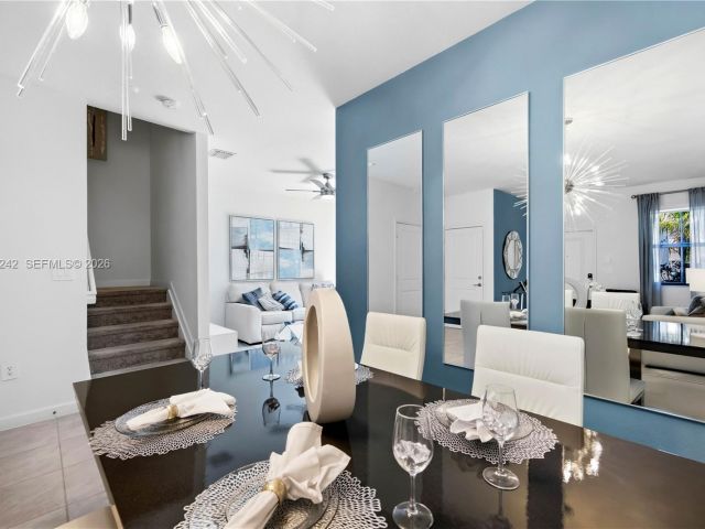 Продажа дома по адресу 13054 SW 233rd Ter - фото 7460347