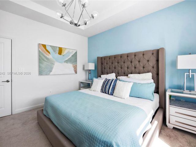 Продажа дома по адресу 13054 SW 233rd Ter - фото 7460354