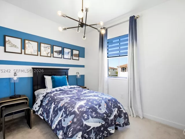 Продажа дома по адресу 13054 SW 233rd Ter - фото 9092718