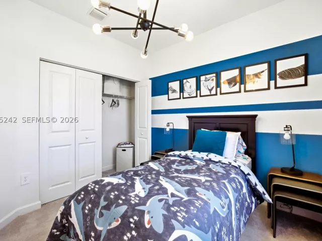 Продажа дома по адресу 13054 SW 233rd Ter - фото 9092720