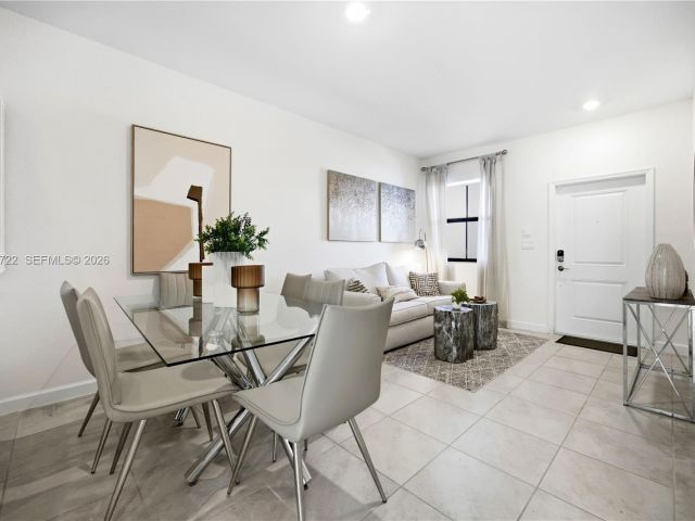 Продажа дома по адресу 13074 SW 233rd Ter - фото 7460325