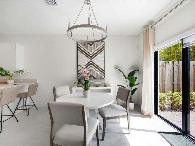 Продажа дома по адресу 13074 SW 233rd Ter - фото 7460330