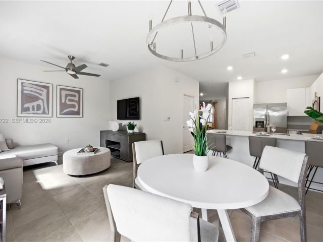 Продажа дома по адресу 13074 SW 233rd Ter - фото 7460333