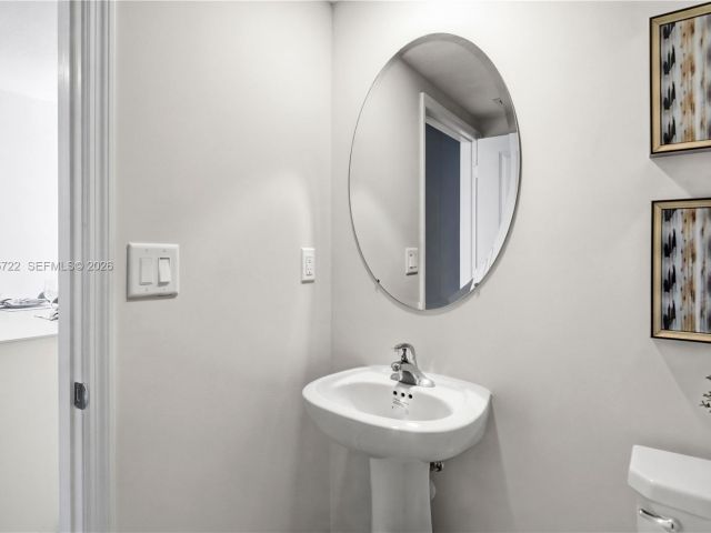 Продажа дома по адресу 13074 SW 233rd Ter - фото 7460335