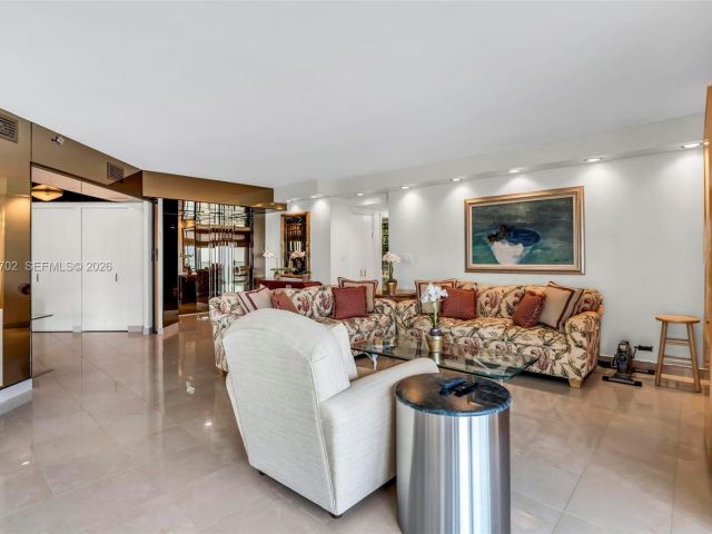 Продажа квартиры #22H - фото 7533356