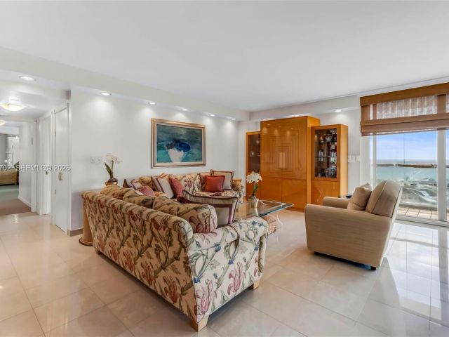 Продажа квартиры #22H - фото 7533357