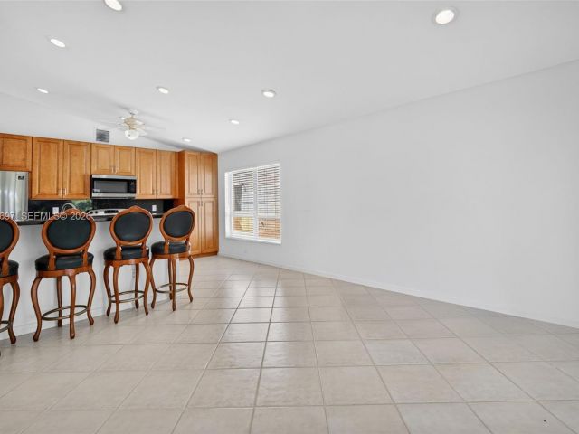 Дом в аренду по адресу 10624 Plainview Cir - фото 7453433