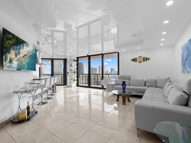 Продажа квартиры #20B - фото 7505645