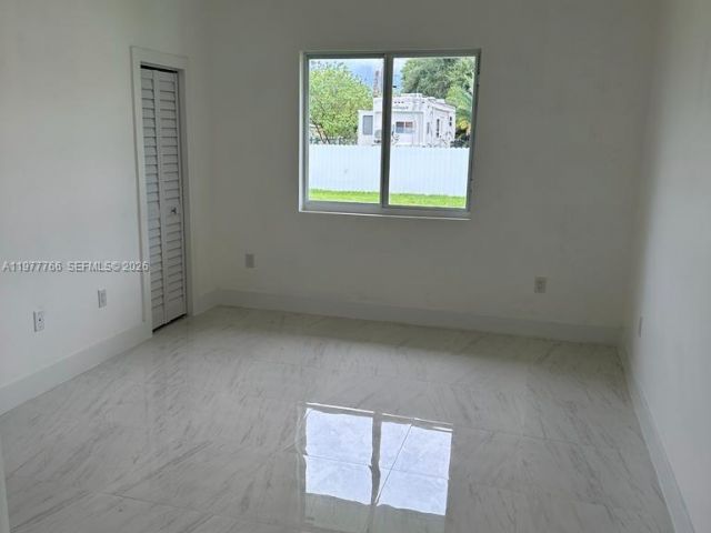 Дом в аренду по адресу 15620 NW 39th Ct 0 - фото 7480140