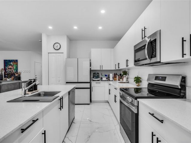 Продажа дома по адресу 13629 SW 186th Ln - фото 7526687