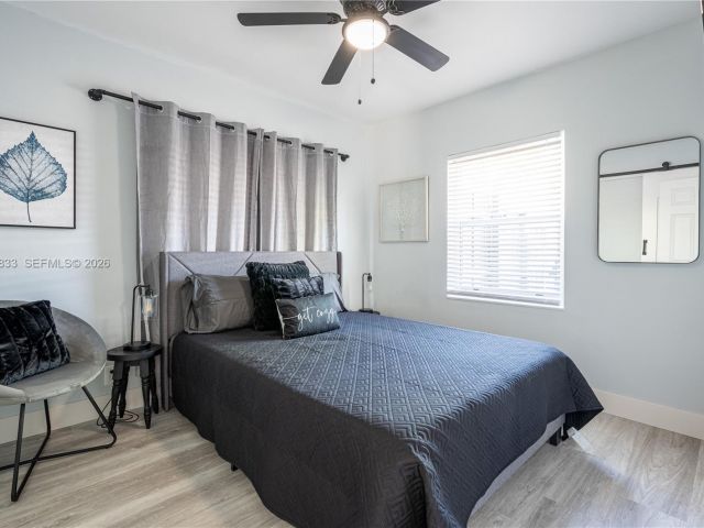 Продажа дома по адресу 1236 NE 16th Ave - фото 7482742