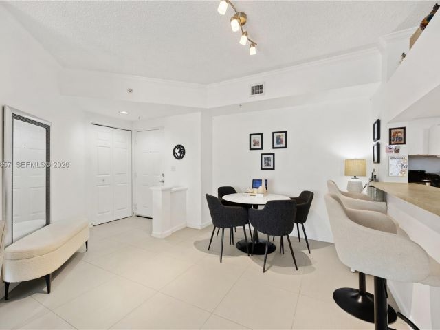 Продажа квартиры #1810 - фото 7512645