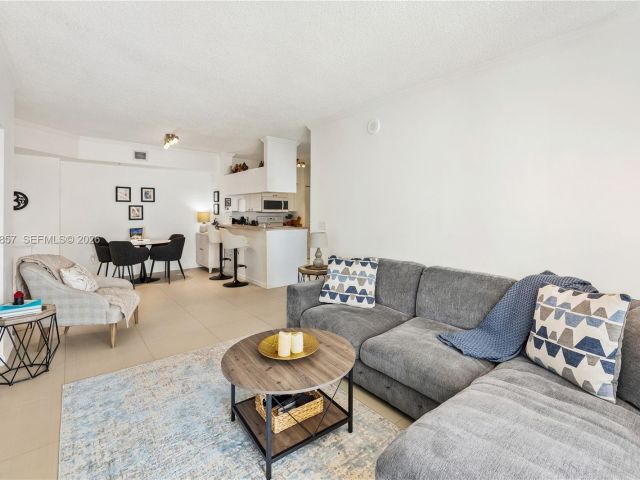 Продажа квартиры #1810 - фото 7512647