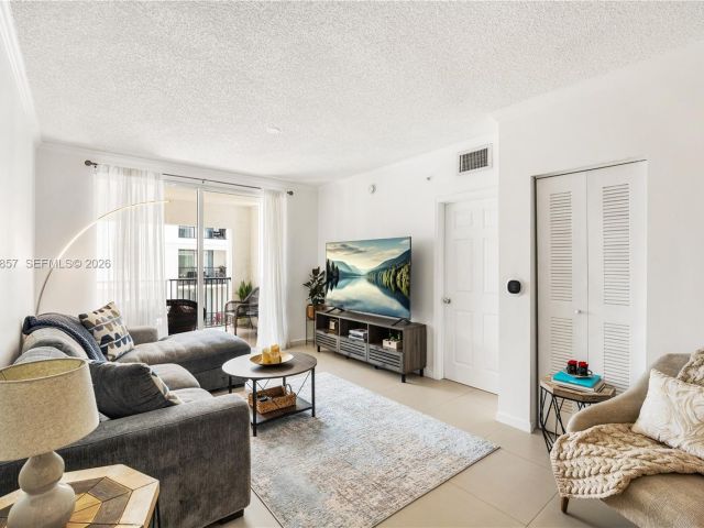 Продажа квартиры #1810 - фото 7512654