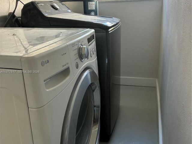 Дом в аренду по адресу 490 NE 170th St - фото 7481115