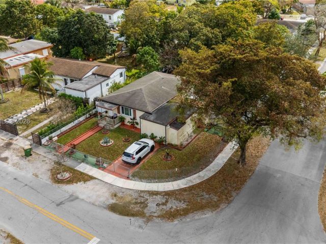 Продажа дома по адресу 380 NW 133rd St - фото 7517080