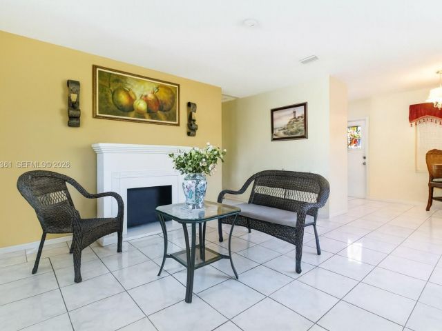 Продажа дома по адресу 380 NW 133rd St - фото 7517086