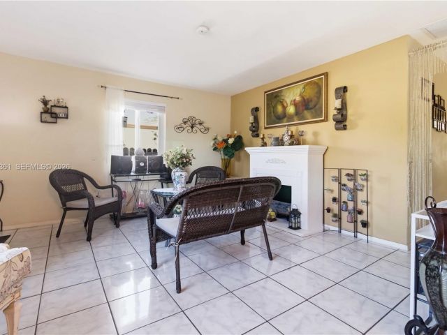 Продажа дома по адресу 380 NW 133rd St - фото 7517090