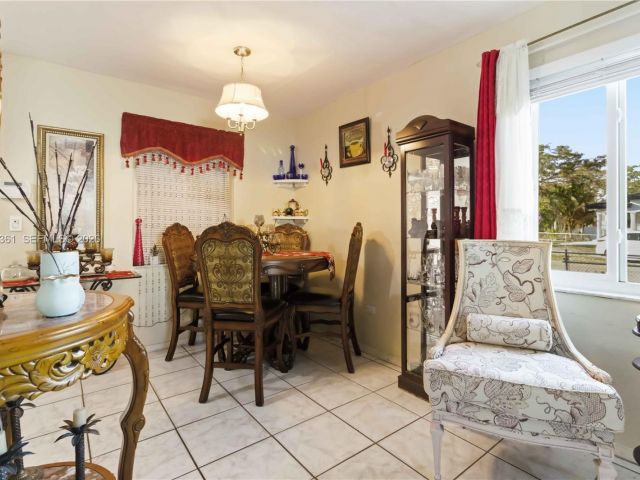 Продажа дома по адресу 380 NW 133rd St - фото 7517096