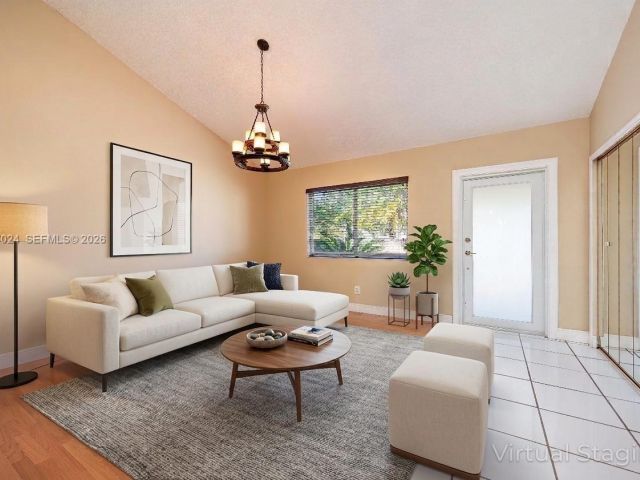 Продажа дома по адресу 12930 SW 190th St - фото 7531492