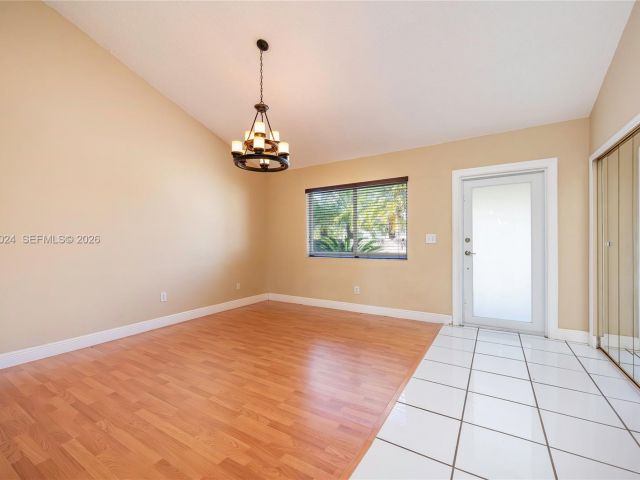 Продажа дома по адресу 12930 SW 190th St - фото 7531493