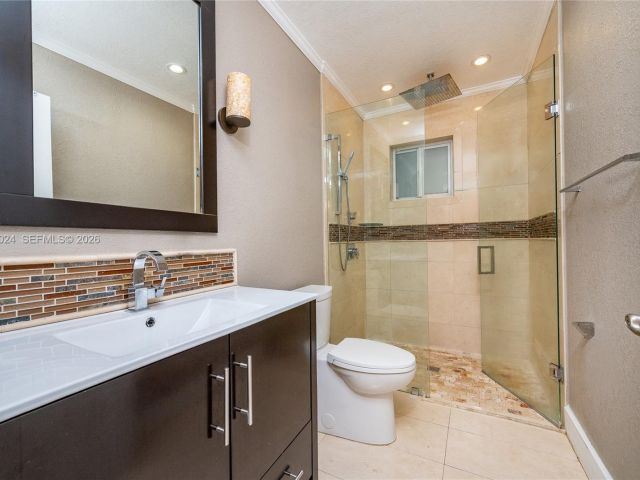 Продажа дома по адресу 12930 SW 190th St - фото 7531507