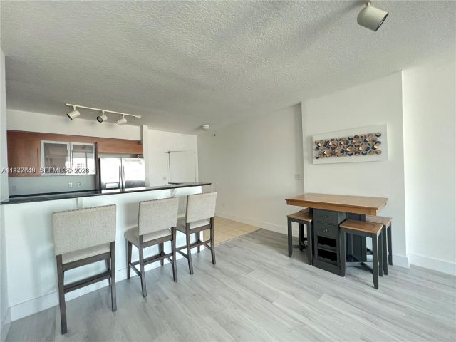 Квартира в аренду номер2415 - фото 7487234