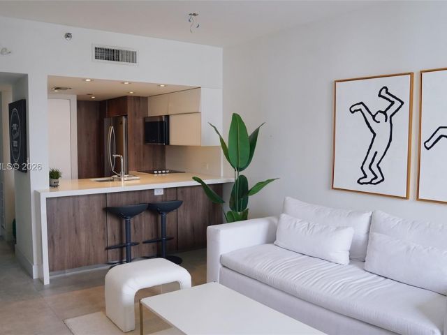 Продажа квартиры #1711 - фото 7469792